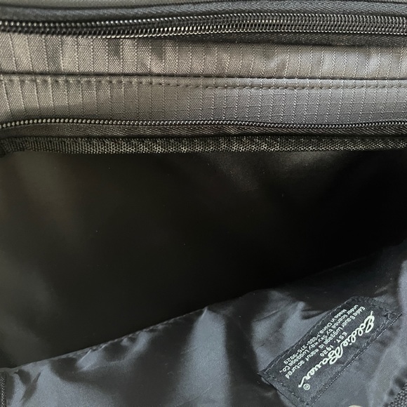 Eddie Bauer Luggage Carry On Grey Shoulder Bag - Picture 5 of 15